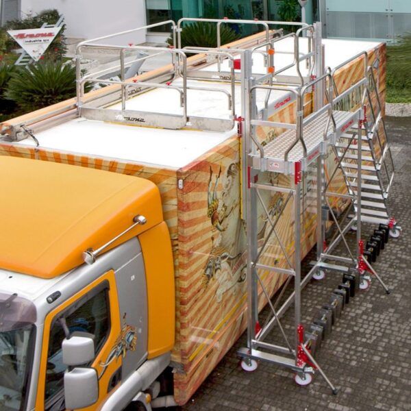 TSA-S _ Escalera con plataforma y barandilla regulable 3