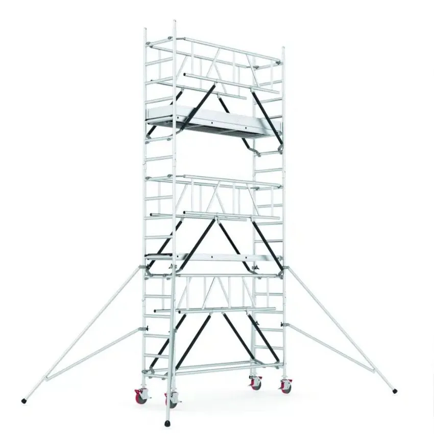 Andamio tubular de aluminio con ruedas (240x60 cm). Altura trabajo de 5,20m